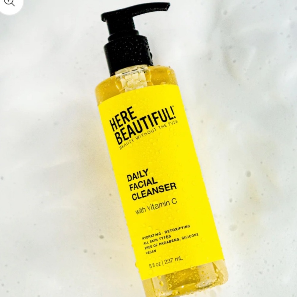 2/$13 HERE BEAUTIFUL! Daily Facial Cleanser with Vitamin C, Set of 2 NEW - Picture 3 of 3